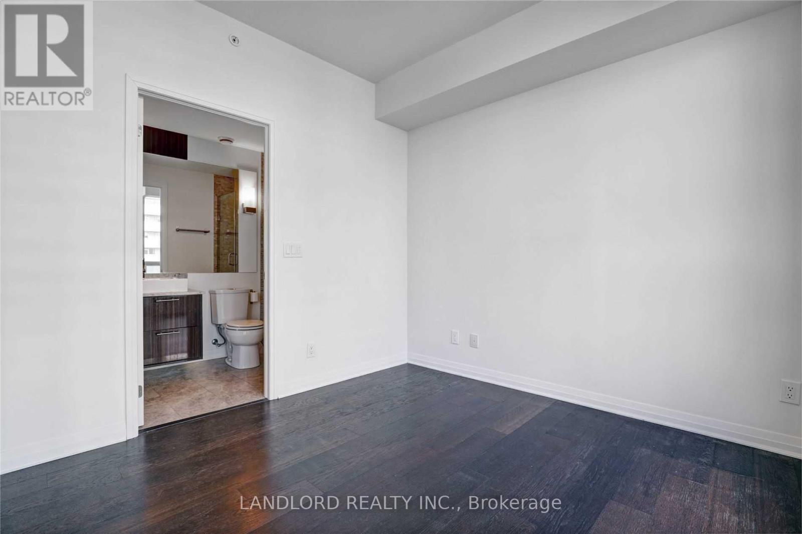 3002 - 8 Mercer Street, Toronto, Ontario  M5V 0C4 - Photo 9 - C12875222