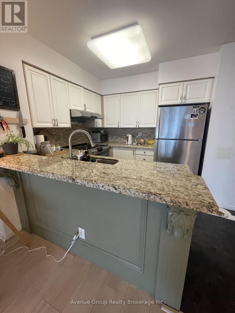 3005 - 750 Bay Street, Toronto (Bay Street Corridor), Ontario  M5G 1N6 - Photo 10 - C12875224