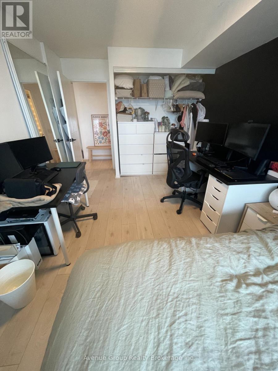 3005 - 750 Bay Street, Toronto (Bay Street Corridor), Ontario  M5G 1N6 - Photo 15 - C12875224