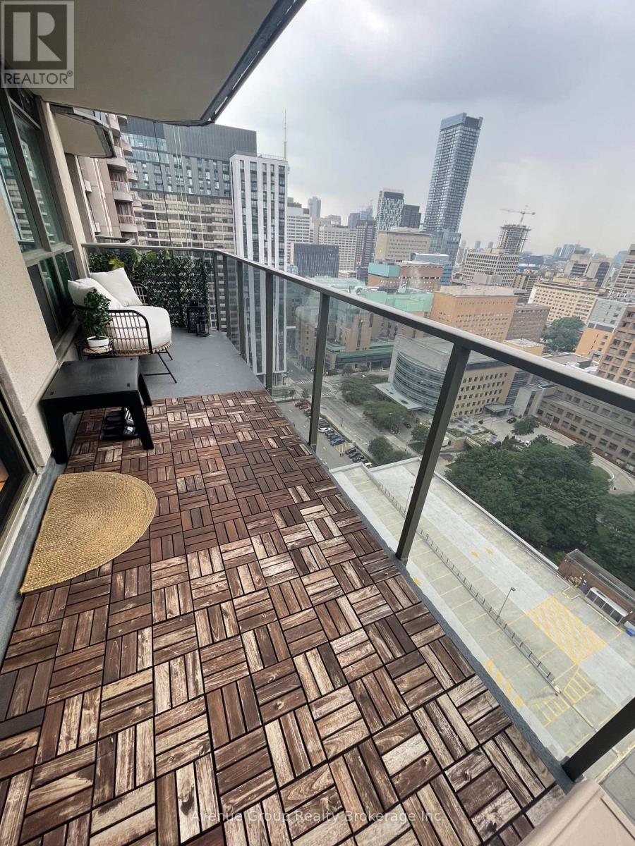 3005 - 750 Bay Street, Toronto (Bay Street Corridor), Ontario  M5G 1N6 - Photo 18 - C12875224