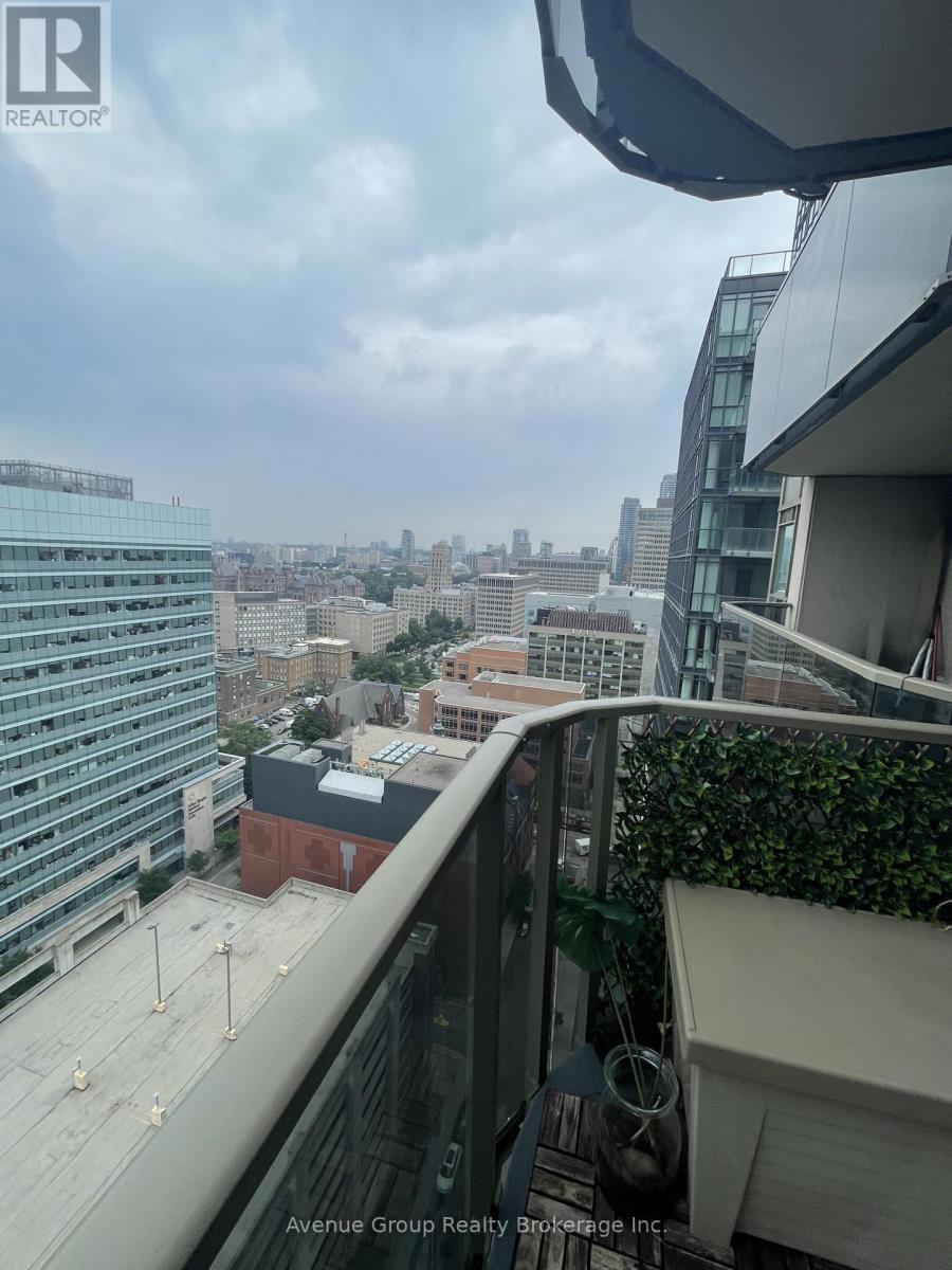 3005 - 750 Bay Street, Toronto (Bay Street Corridor), Ontario  M5G 1N6 - Photo 19 - C12875224