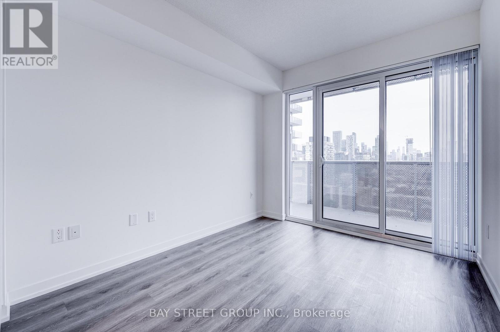 2501 - 138 Downes Street, Toronto (Waterfront Communities), Ontario  M5E 0E4 - Photo 16 - C12875260