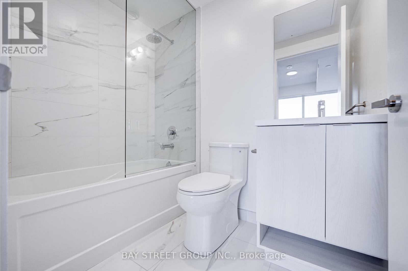 2501 - 138 Downes Street, Toronto (Waterfront Communities), Ontario  M5E 0E4 - Photo 25 - C12875260