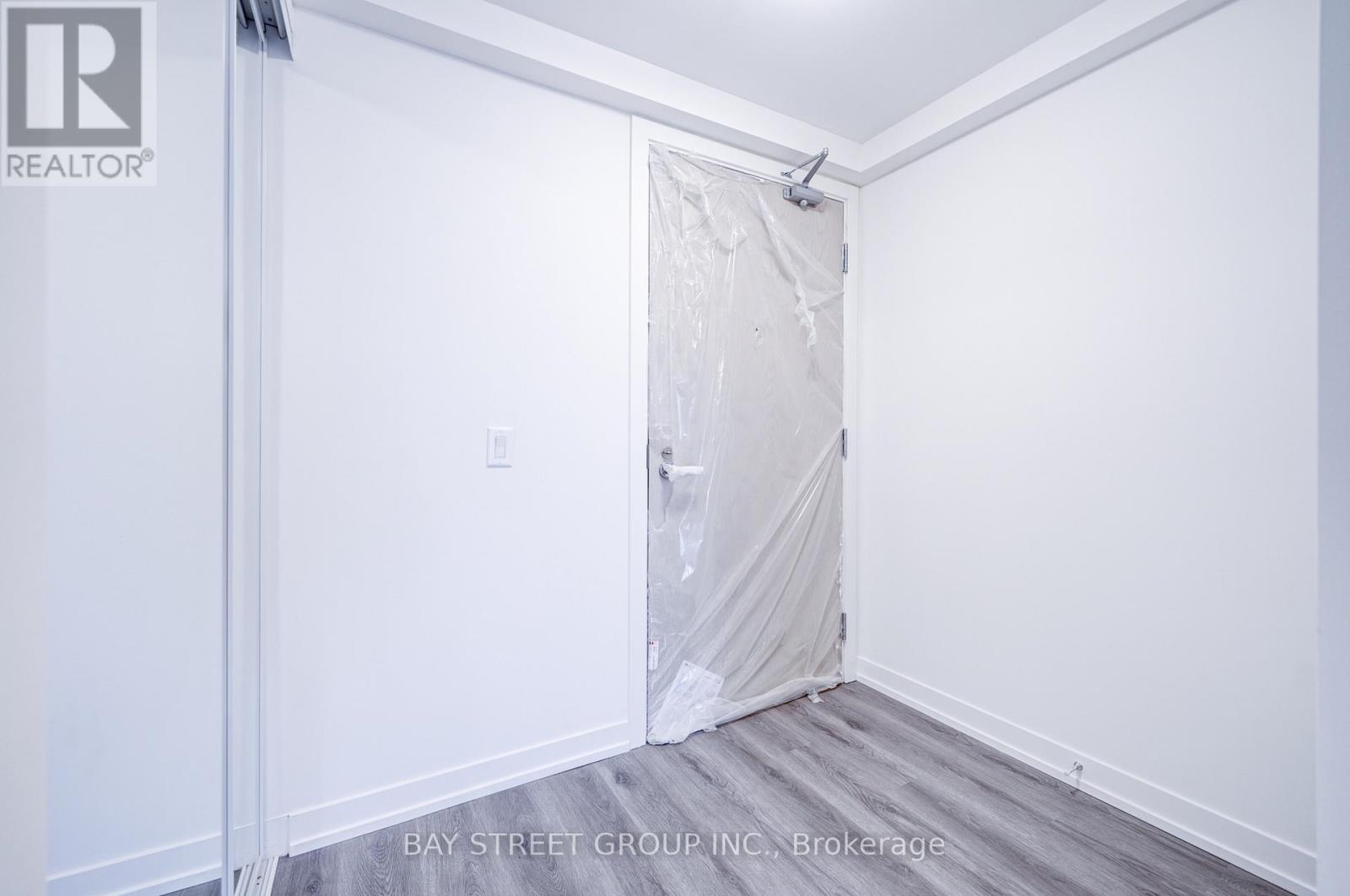 2501 - 138 Downes Street, Toronto (Waterfront Communities), Ontario  M5E 0E4 - Photo 4 - C12875260