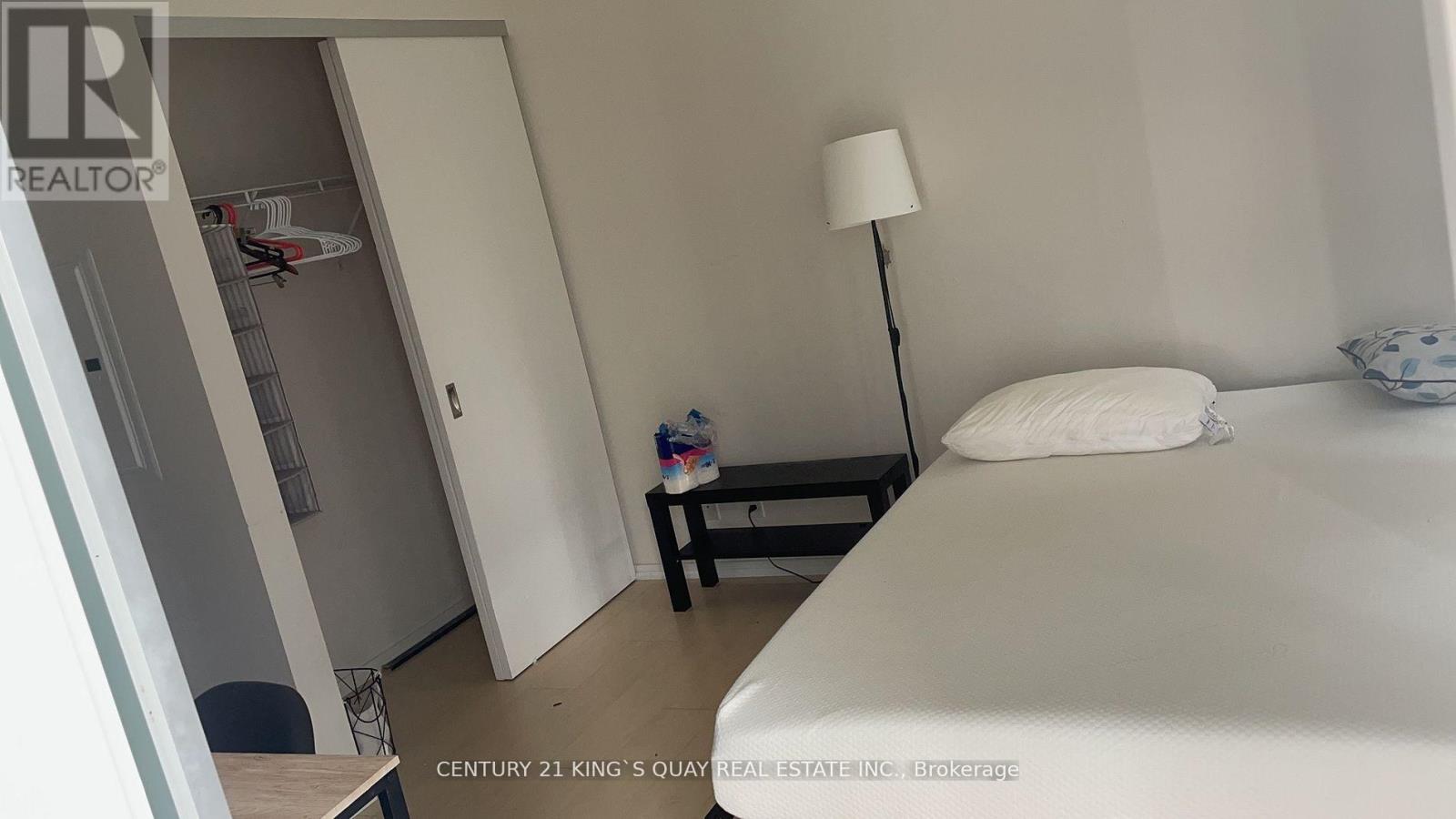 1010 - 5 St Joseph Street, Toronto (Bay Street Corridor), Ontario  M4Y 0B6 - Photo 3 - C12875294