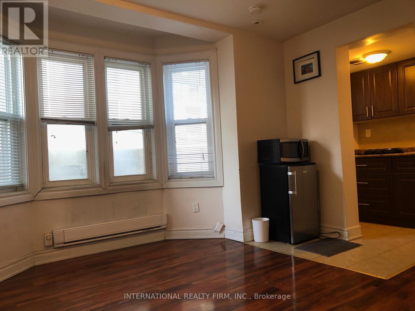 2b - 197 Dundas Street E, Toronto (Moss Park), Ontario  M5A 1Z4 - Photo 3 - C12875316