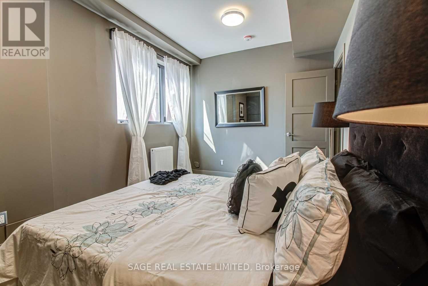 Main - 671 Dufferin Street, Toronto (Little Portugal), Ontario  M6K 2B2 - Photo 14 - C12875328