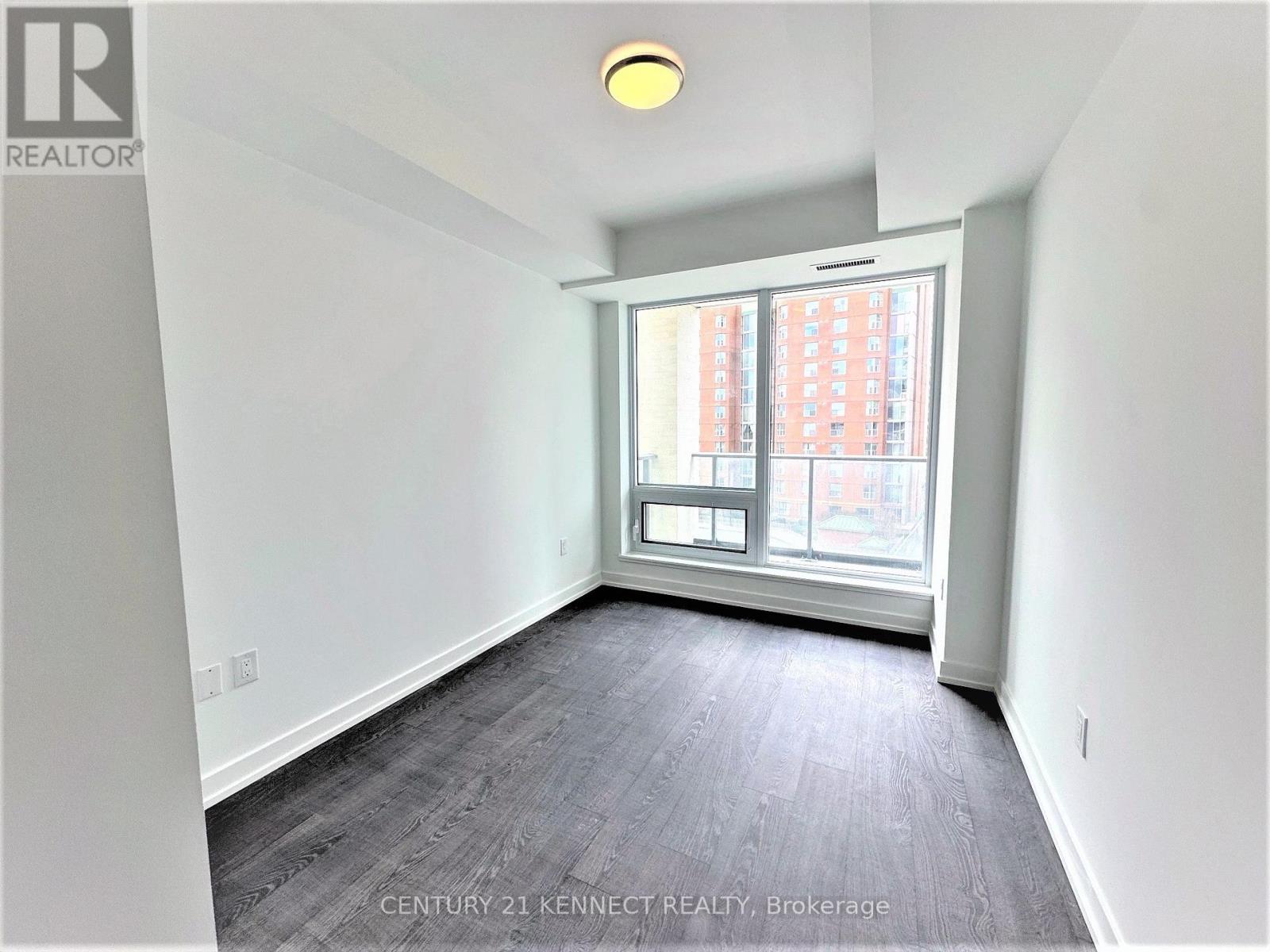 512 - 8 Olympic Garden Drive, Toronto (Newtonbrook East), Ontario  M2M 0B9 - Photo 5 - C12875386