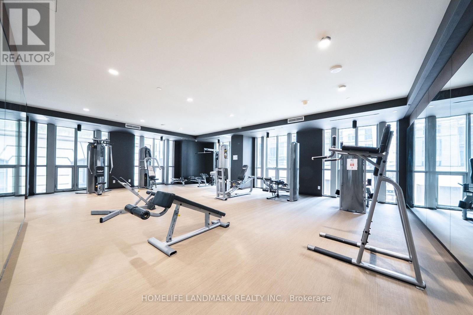 1611 - 70 Temperance Street, Toronto, Ontario  M5H 4E8 - Photo 13 - C12875426