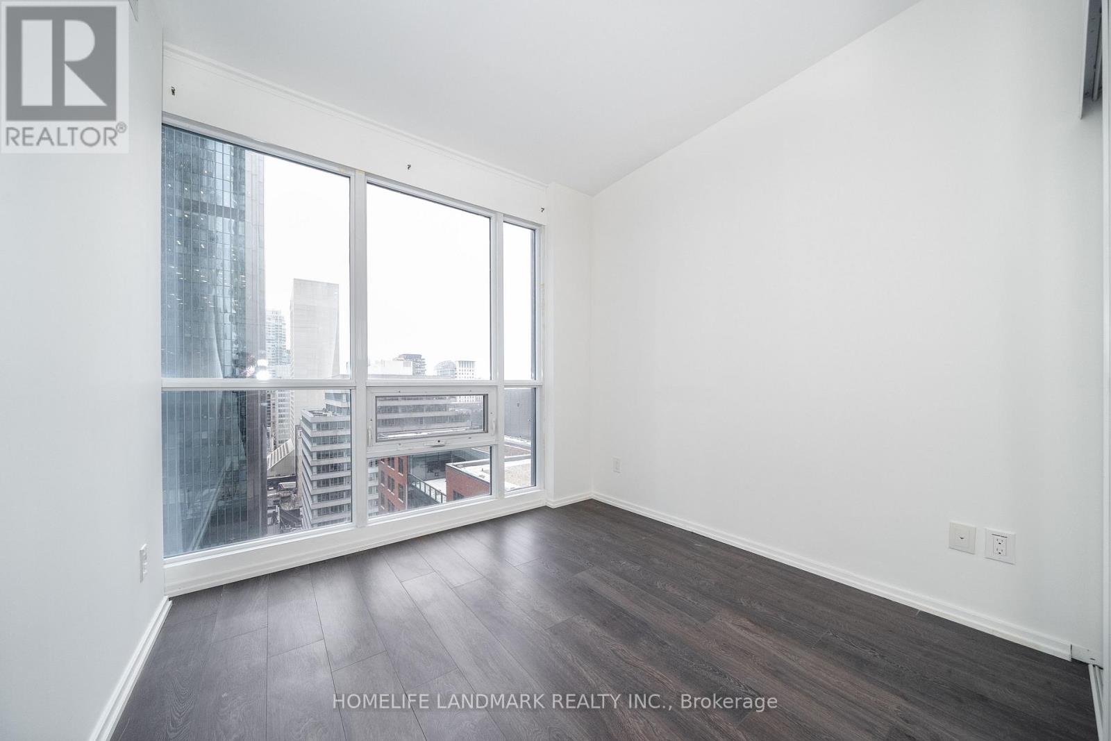 1611 - 70 Temperance Street, Toronto, Ontario  M5H 4E8 - Photo 5 - C12875426