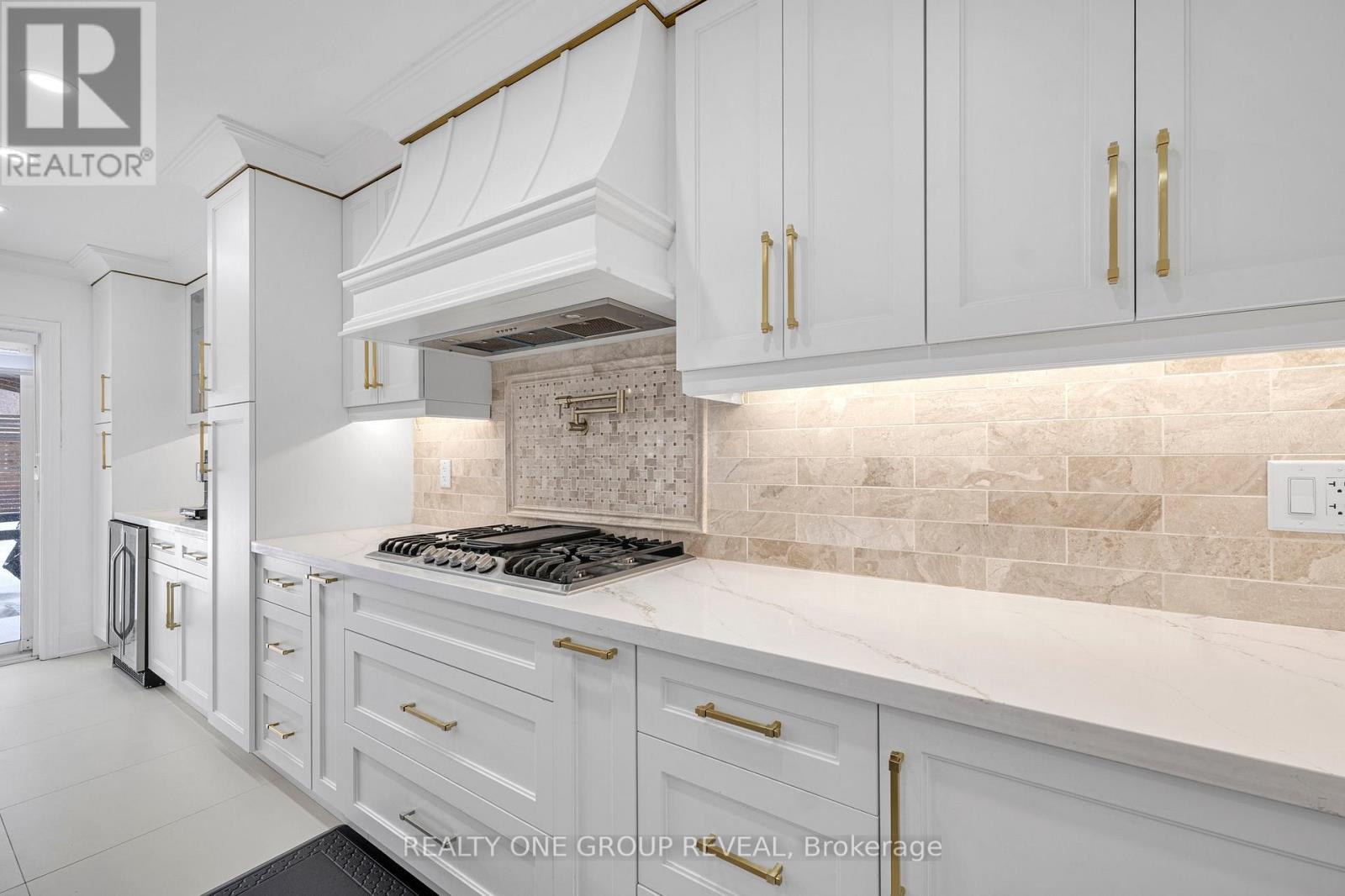 1 Bridgid Drive, Whitby (Williamsburg), Ontario  L1P 1T7 - Photo 14 - E12875232