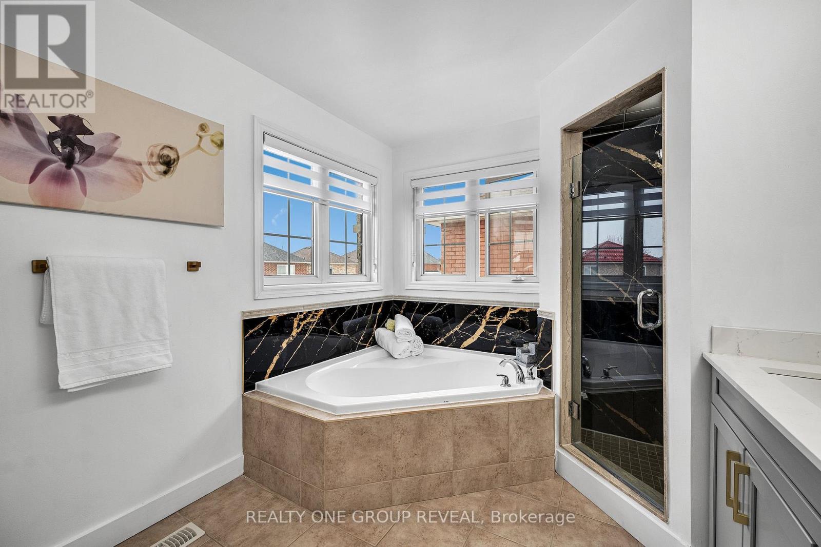 1 Bridgid Drive, Whitby (Williamsburg), Ontario  L1P 1T7 - Photo 24 - E12875232