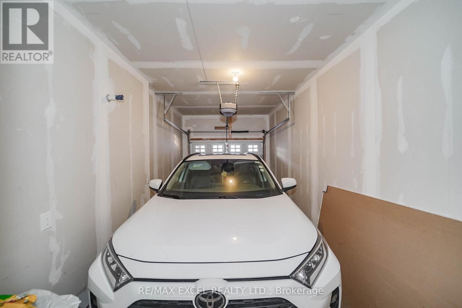 1281 Winding Woods Trail, Pickering, Ontario  L1X 0R9 - Photo 27 - E12875252