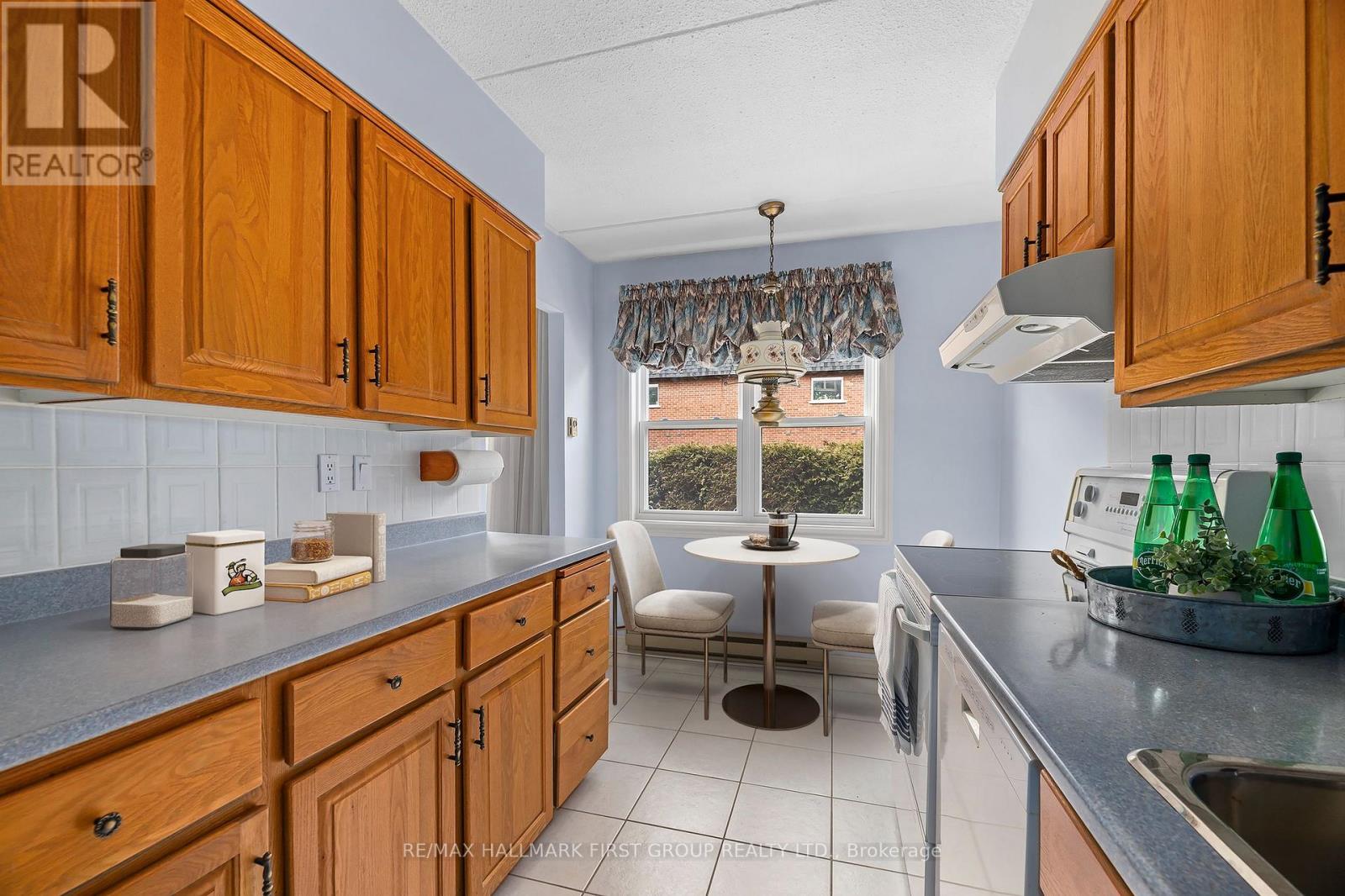 102 - 580 Mary Street E, Whitby, Ontario L1N 2R3 - Photo 11 - E12875416