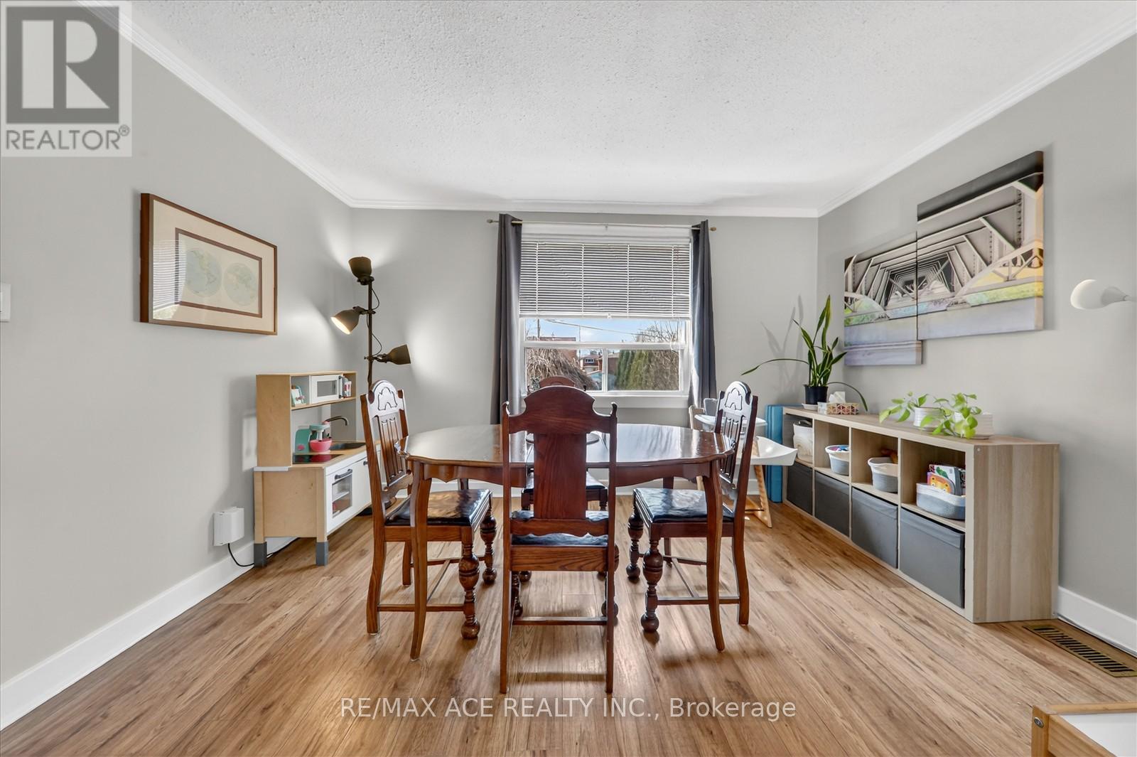 36 Bertha Avenue, Toronto, Ontario  M1L 3L9 - Photo 15 - E12875432
