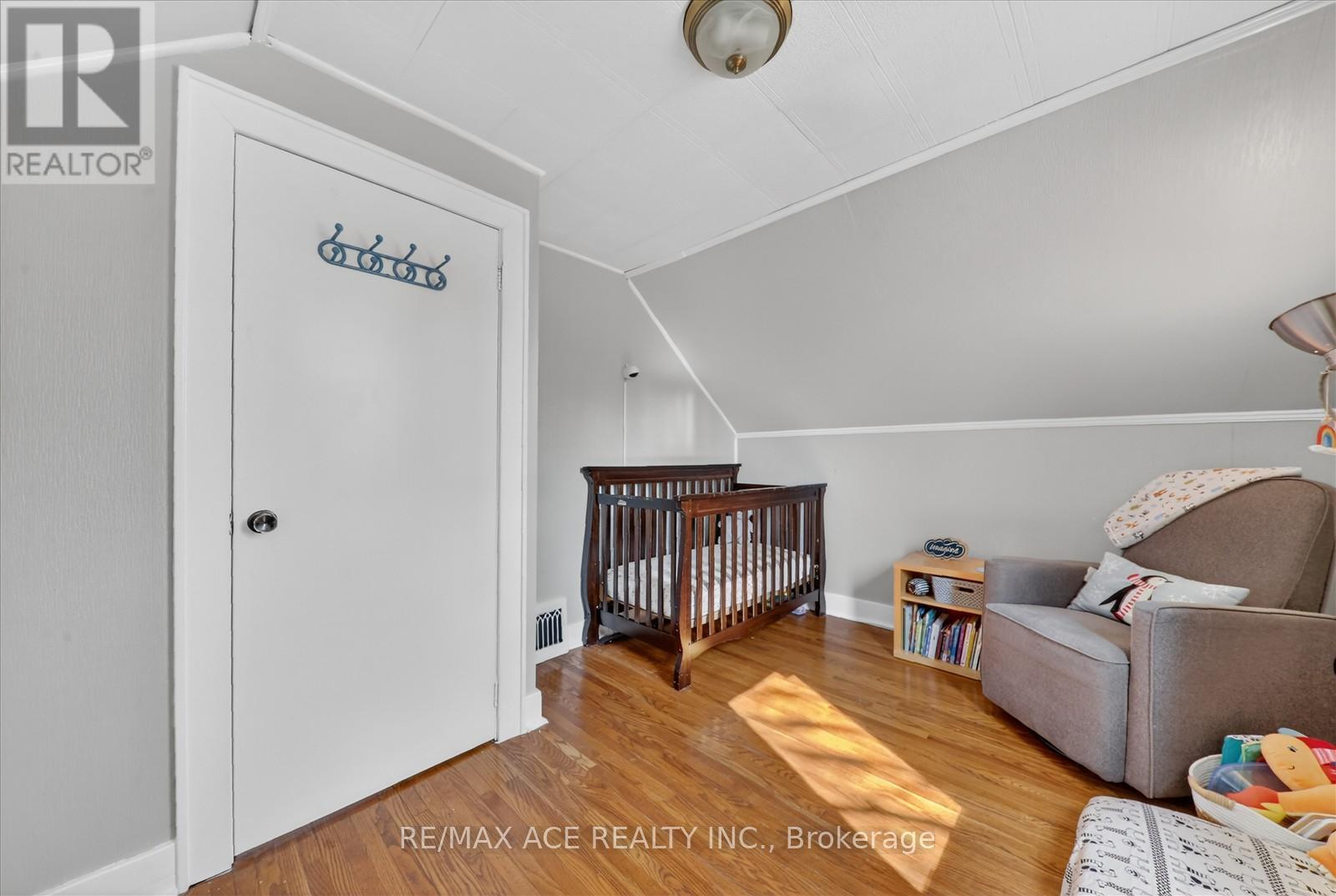 36 Bertha Avenue, Toronto, Ontario  M1L 3L9 - Photo 19 - E12875432