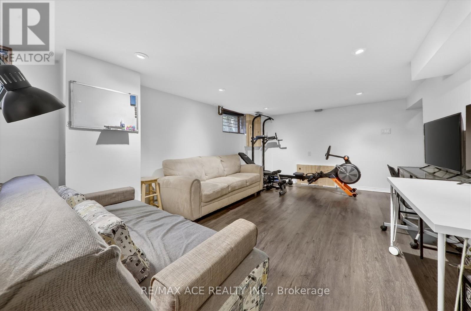 36 Bertha Avenue, Toronto, Ontario  M1L 3L9 - Photo 28 - E12875432
