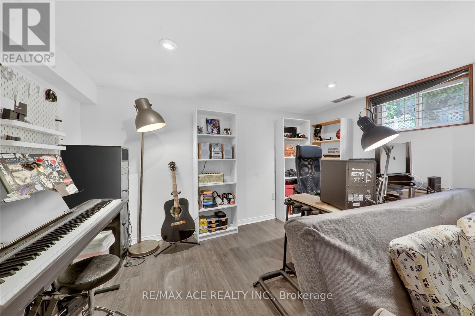 36 Bertha Avenue, Toronto, Ontario  M1L 3L9 - Photo 29 - E12875432