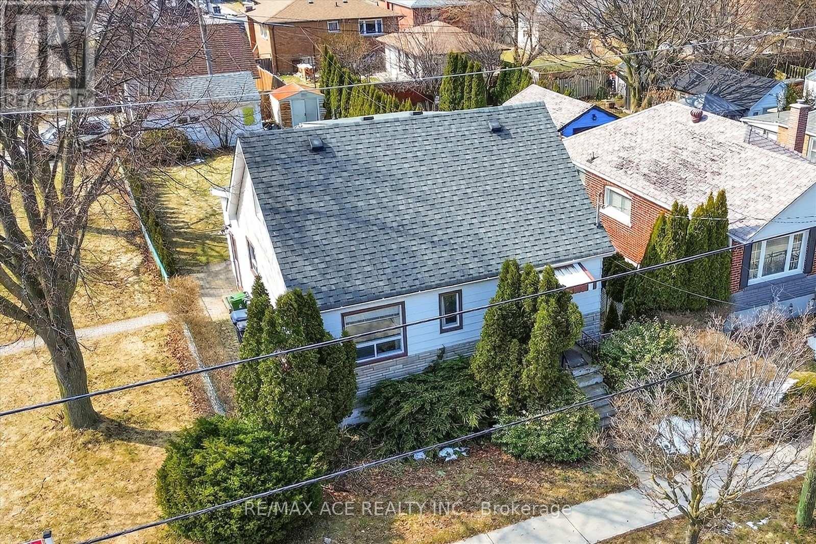 36 Bertha Avenue, Toronto, Ontario  M1L 3L9 - Photo 5 - E12875432