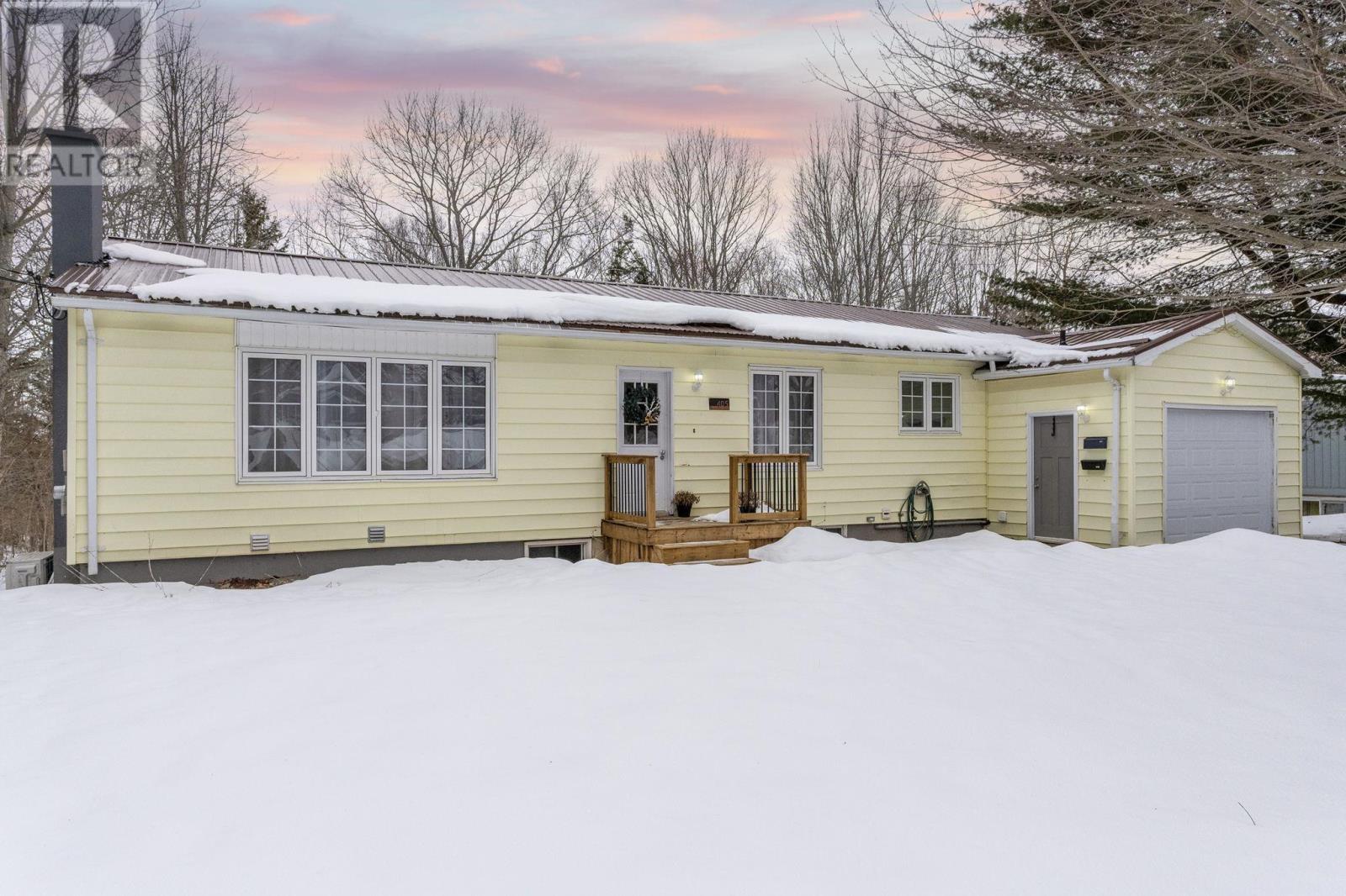 405 Stead Street, North Kentville, Nova Scotia