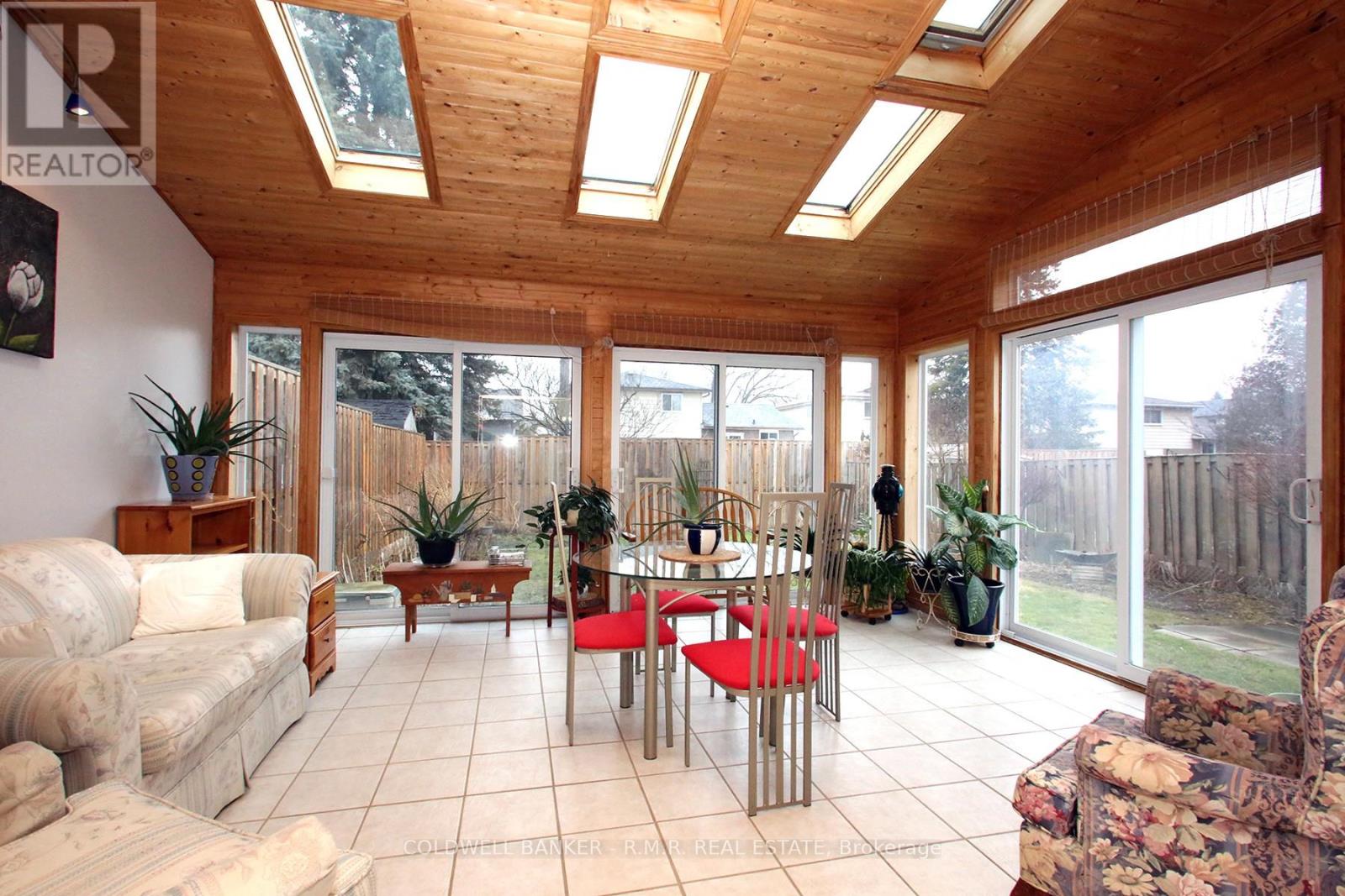 36 Loscombe Drive, Clarington, Ontario  L1C 3S9 - Photo 12 - E12875244