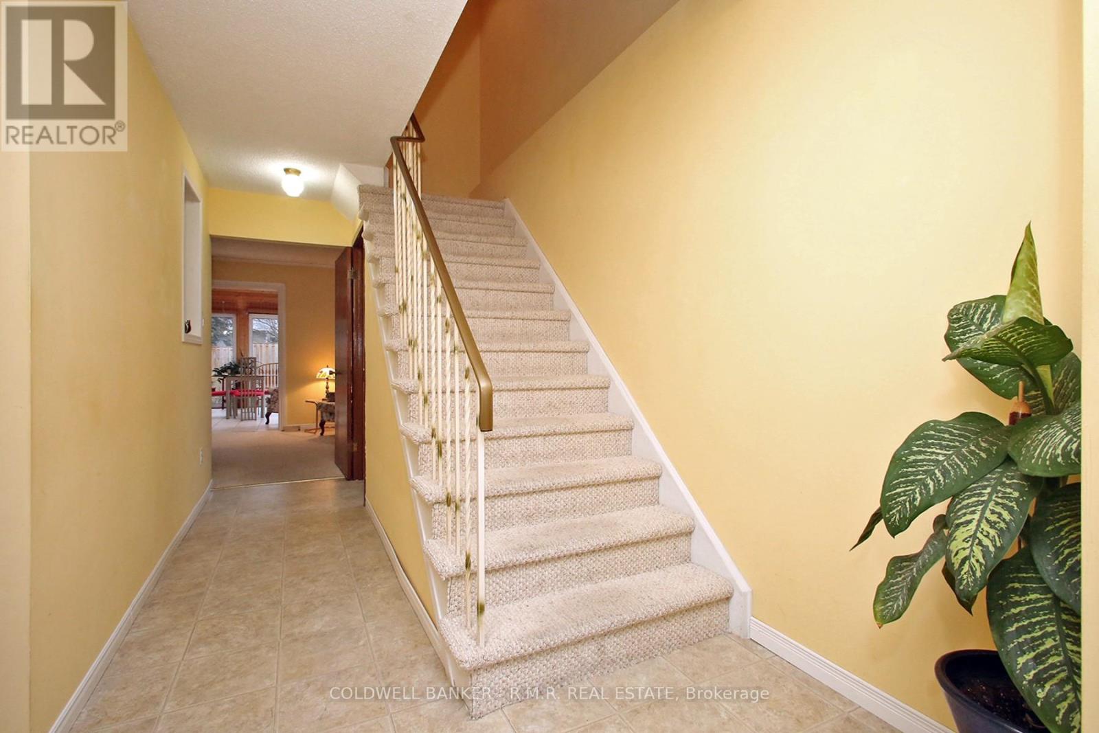 36 Loscombe Drive, Clarington, Ontario  L1C 3S9 - Photo 15 - E12875244