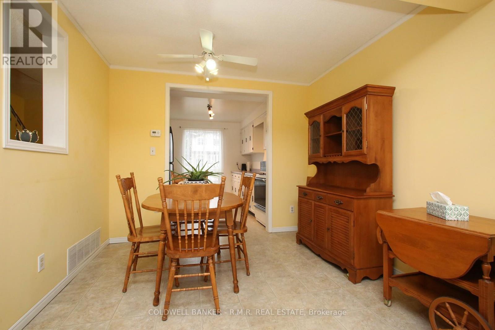 36 Loscombe Drive, Clarington, Ontario  L1C 3S9 - Photo 6 - E12875244