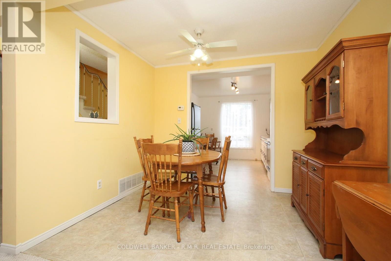 36 Loscombe Drive, Clarington, Ontario  L1C 3S9 - Photo 7 - E12875244