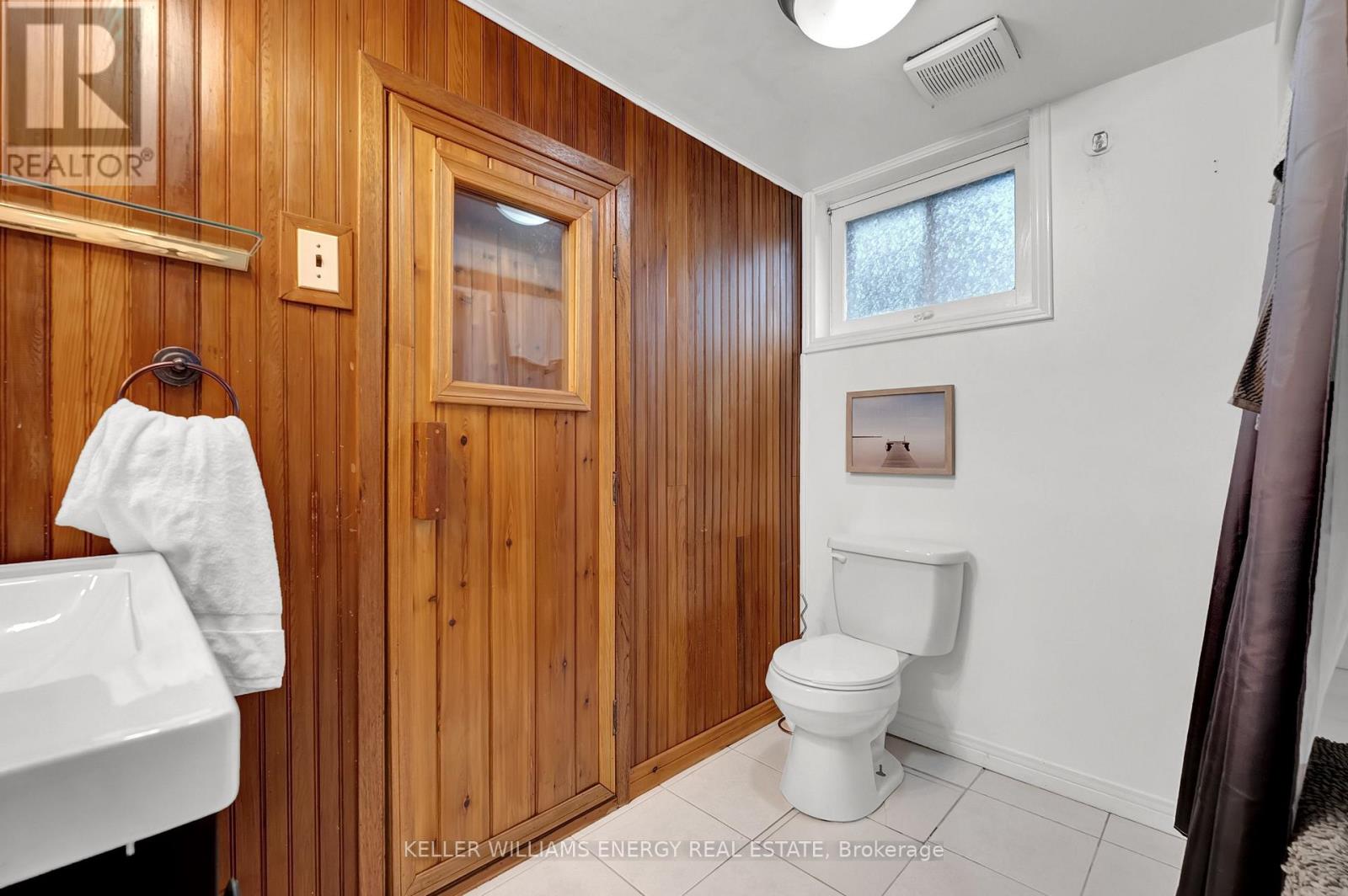 372 Garden Court, Oshawa, Ontario  L1J 3E4 - Photo 39 - E12875636