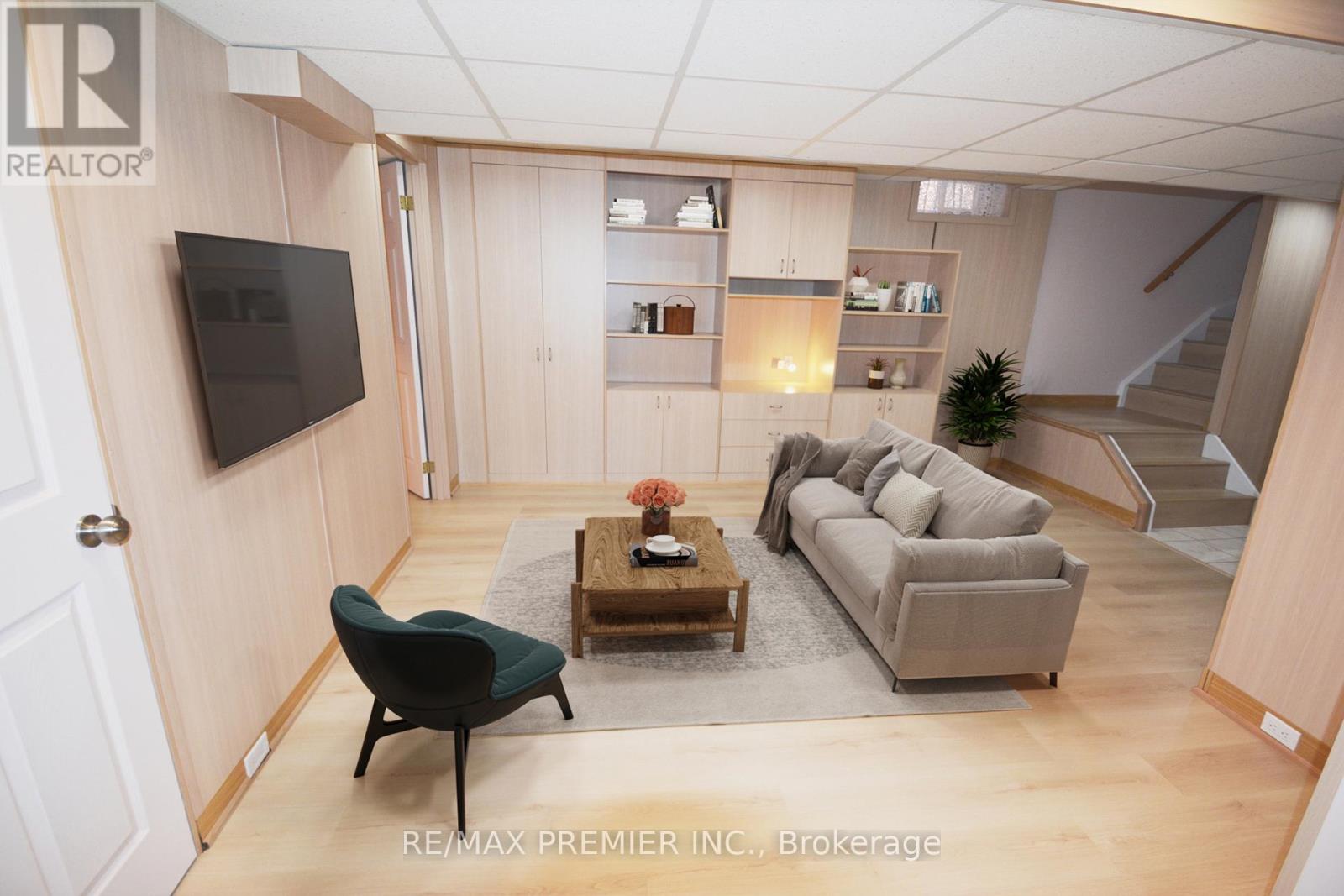 126 Pinedale Gate, Vaughan (East Woodbridge), Ontario  L4L 8X3 - Photo 40 - N12875240