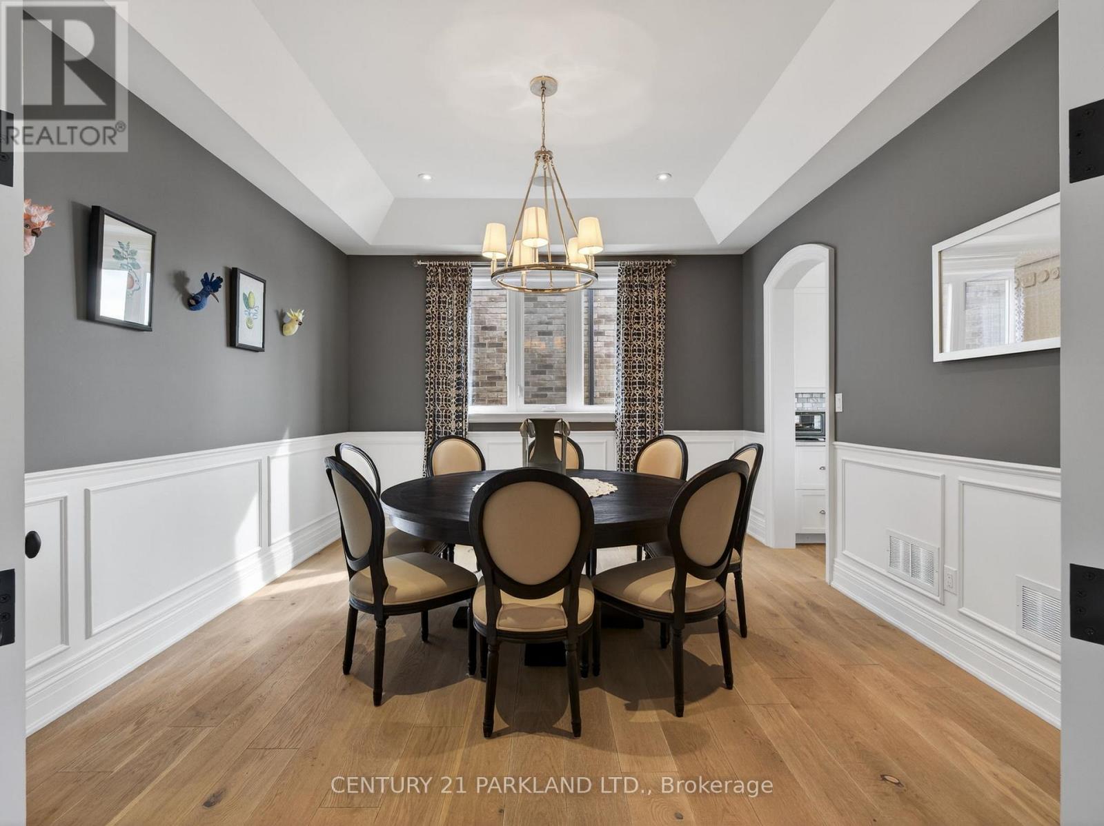 101 Arten Avenue, Richmond Hill (Mill Pond), Ontario  L4C 9Y3 - Photo 7 - N12875286