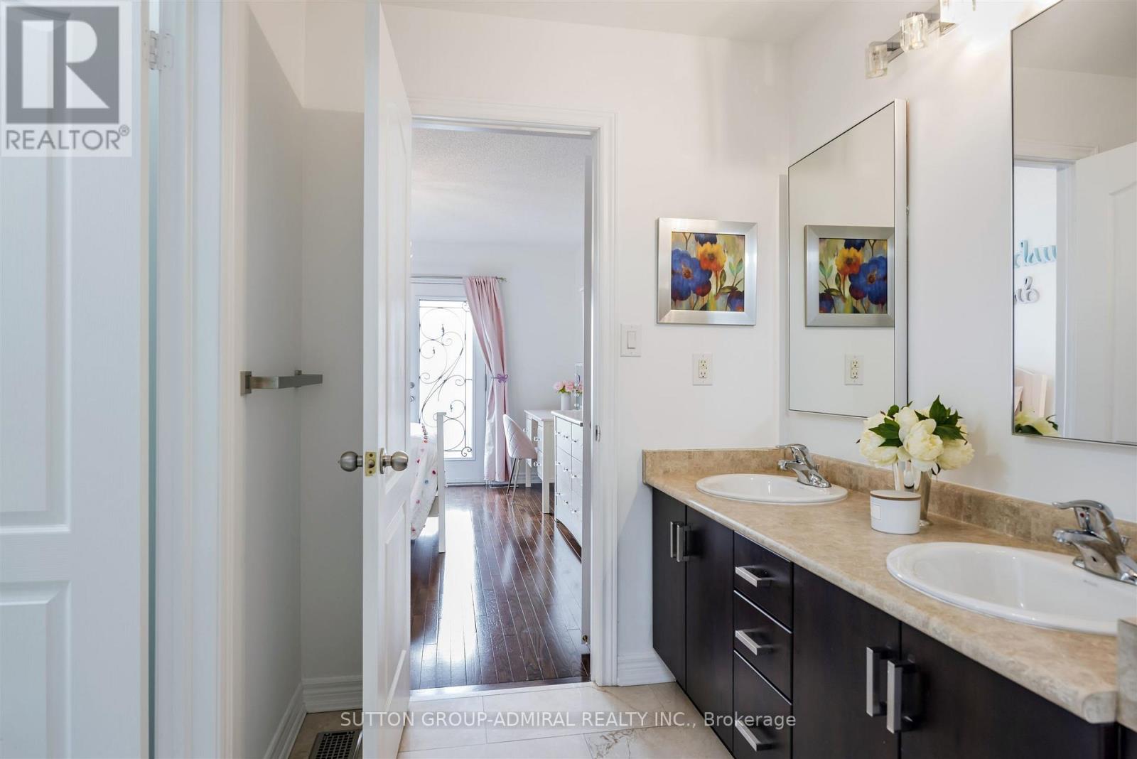 59 Aidan Drive, Vaughan (Vellore Village), Ontario  L4H 0C4 - Photo 32 - N12875312