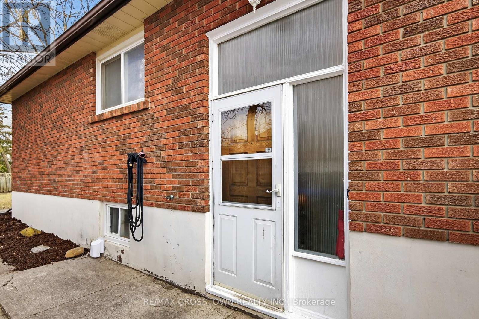 58 Albert Street E, New Tecumseth (Alliston), Ontario  L9R 1E9 - Photo 6 - N12875368