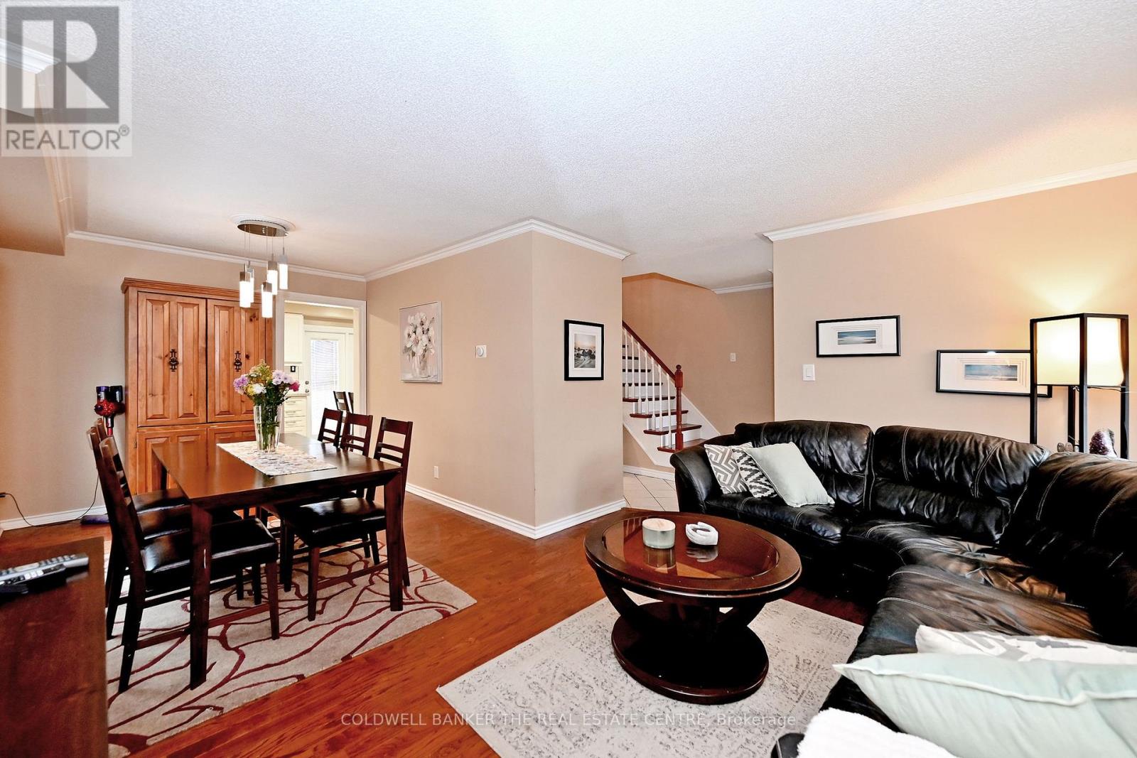 26 Sherie Drive, Georgina, Ontario  L4P 3R3 - Photo 7 - N12875412