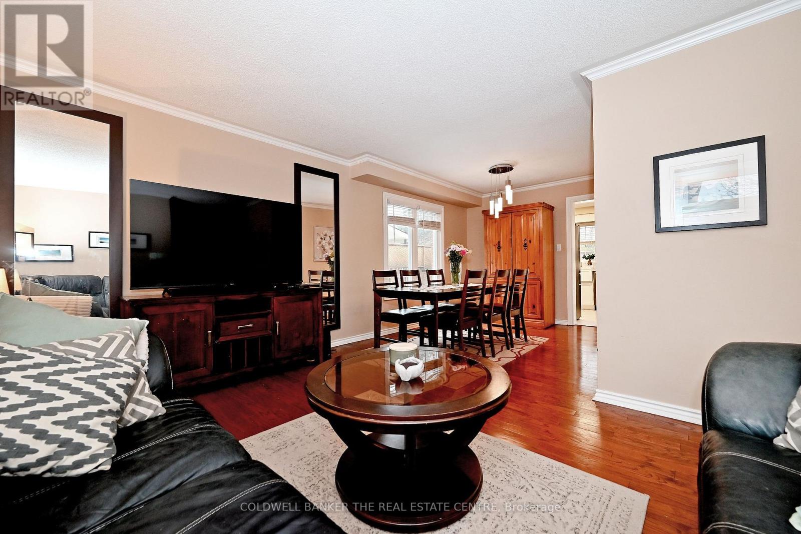 26 Sherie Drive, Georgina, Ontario  L4P 3R3 - Photo 8 - N12875412