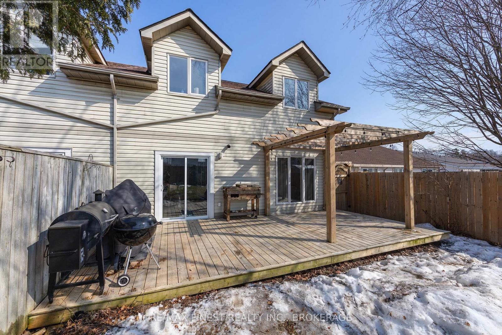 1055 Springfield Drive, Kingston, Ontario  K7M 8V6 - Photo 11 - X12875498