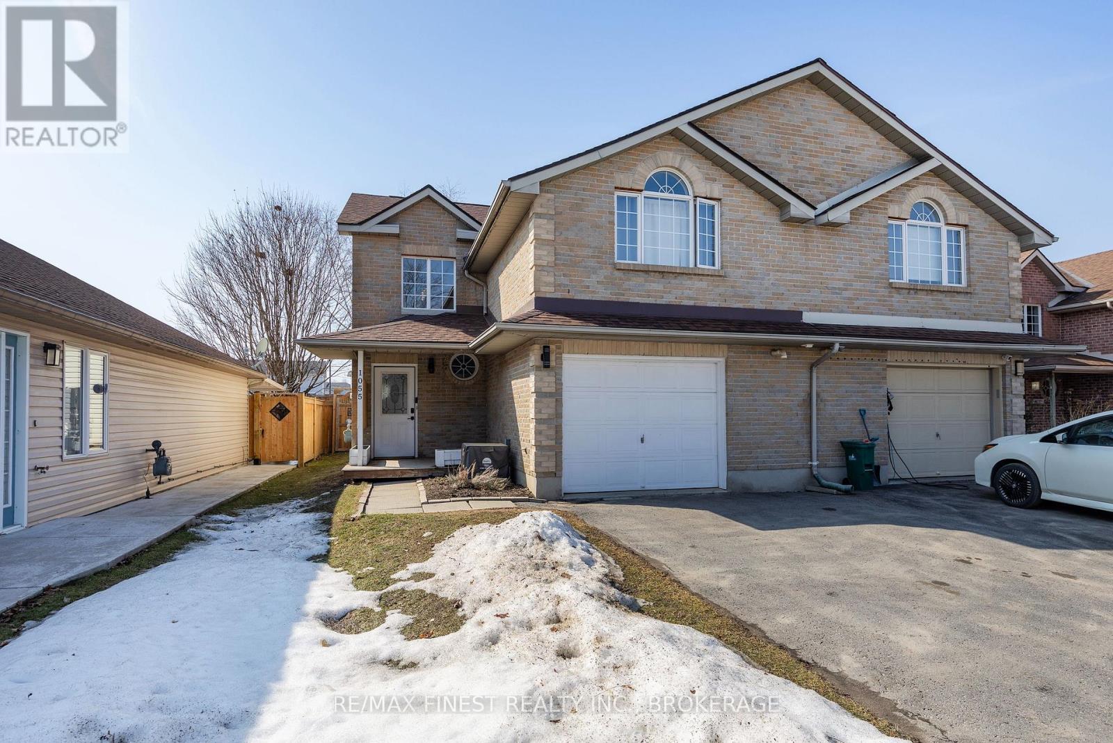 1055 Springfield Drive, Kingston, Ontario  K7M 8V6 - Photo 3 - X12875498