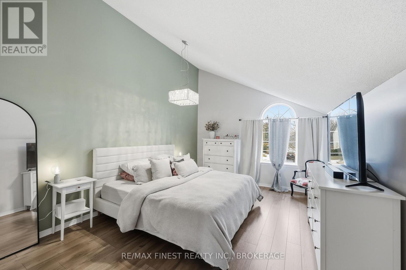 1055 Springfield Drive, Kingston, Ontario  K7M 8V6 - Photo 37 - X12875498