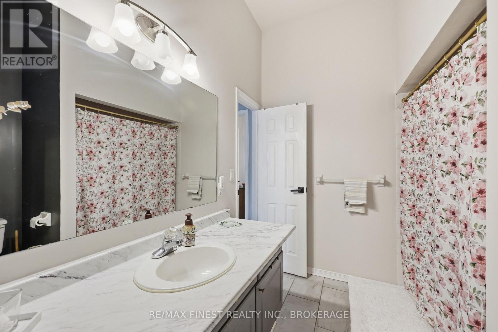 1055 Springfield Drive, Kingston, Ontario  K7M 8V6 - Photo 40 - X12875498