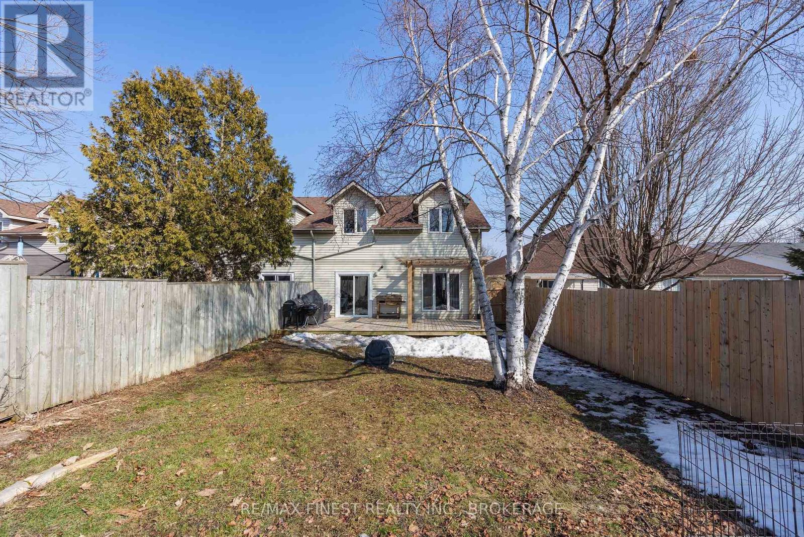 1055 Springfield Drive, Kingston, Ontario  K7M 8V6 - Photo 9 - X12875498