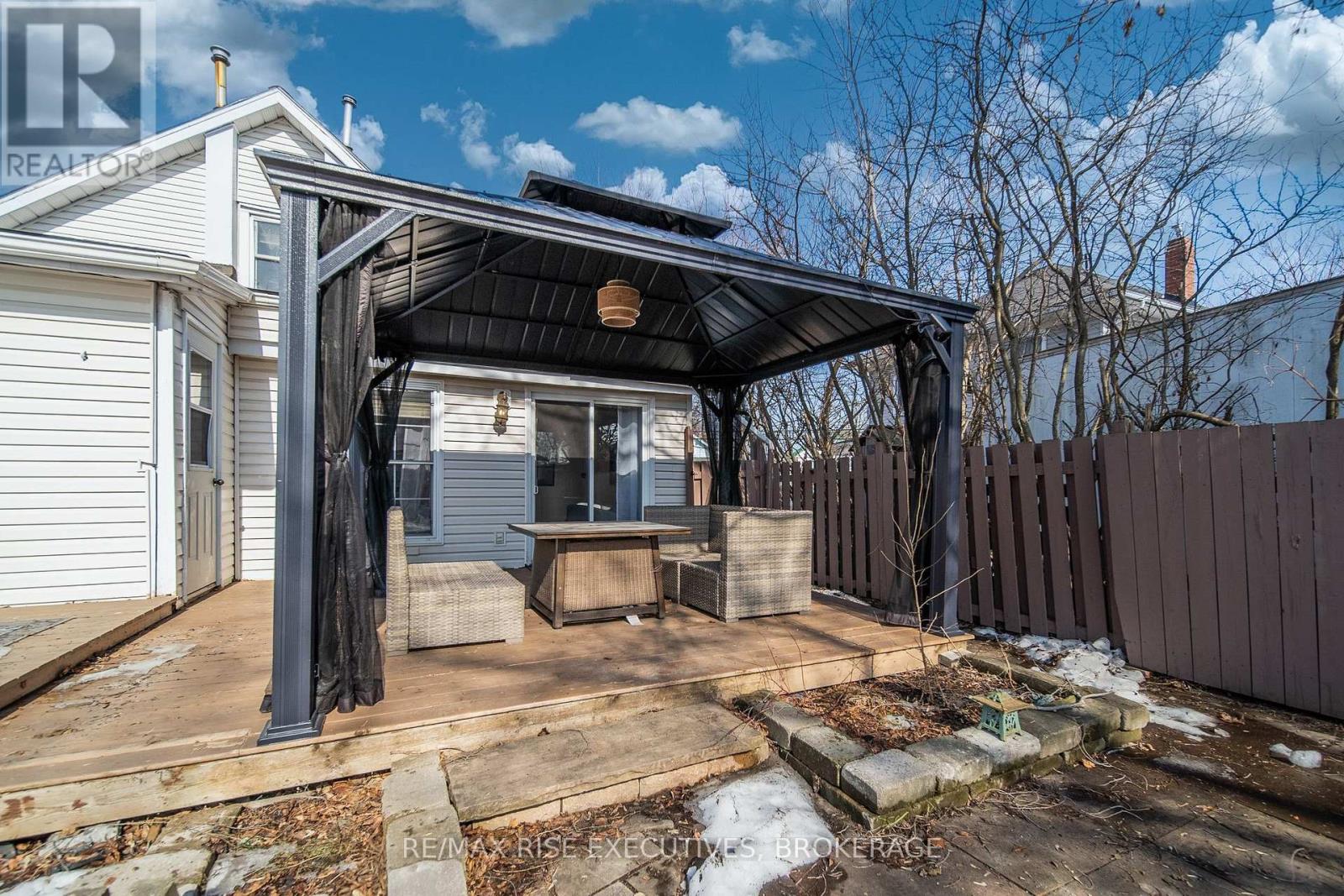 6 Leopold Street, Quinte West, Ontario  K8V 2J9 - Photo 32 - X12875632