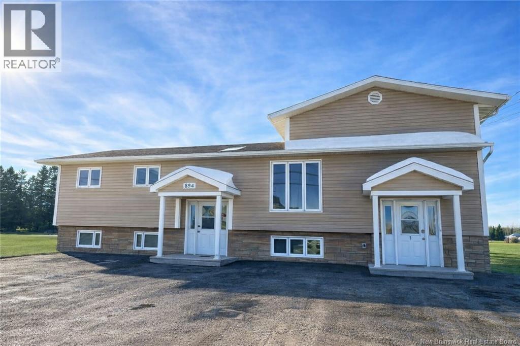 894 Principale Street, Beresford, New Brunswick  E8K 2G8 - Photo 1 - NB133320