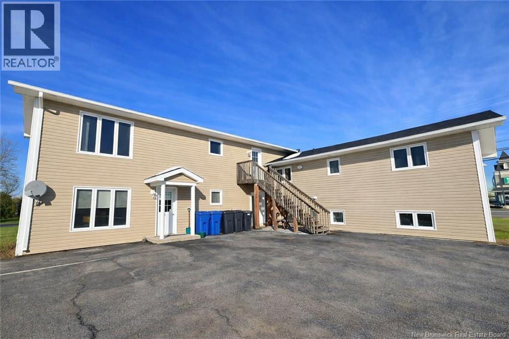 894 Principale Street, Beresford, New Brunswick  E8K 2G8 - Photo 2 - NB133320