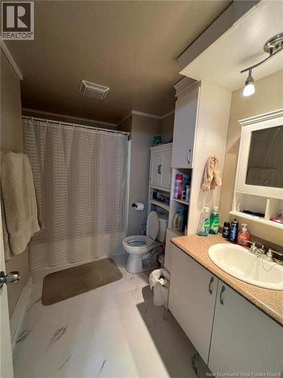 894 Principale Street, Beresford, New Brunswick  E8K 2G8 - Photo 10 - NB133320