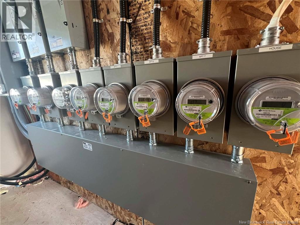 894 Principale Street, Beresford, New Brunswick  E8K 2G8 - Photo 17 - NB133320