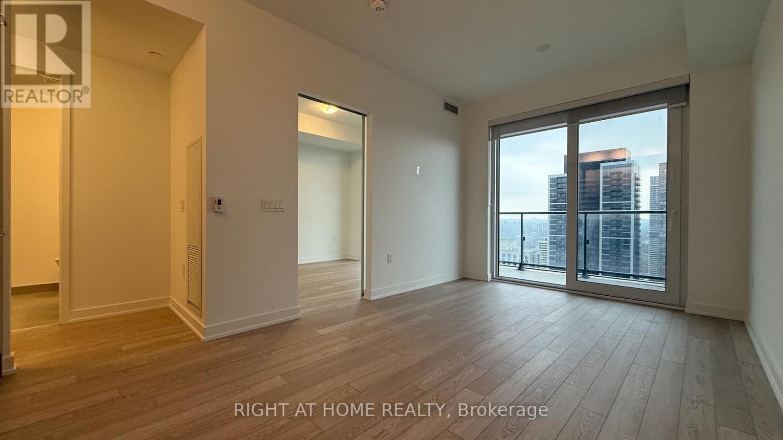 3307 - 634 Church Street, Toronto (Church-Yonge Corridor), Ontario  M4Y 2G3 - Photo 2 - C12858764