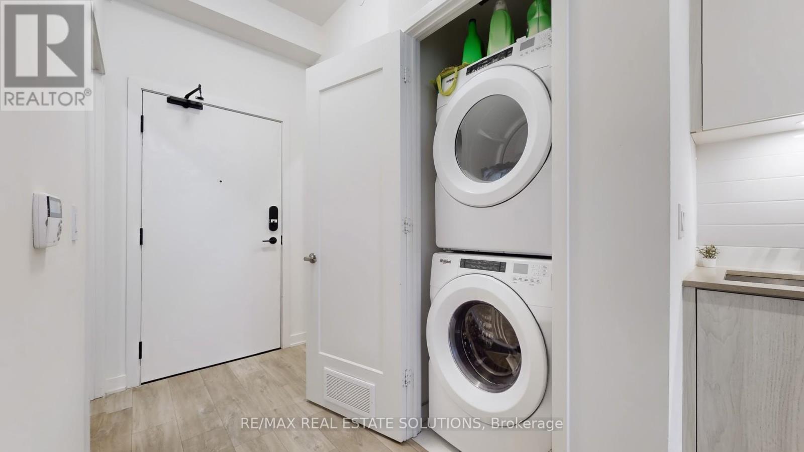 1740 - 135 Lower Sherbourne Street, Toronto, Ontario  M5A 1Y4 - Photo 16 - C12692052