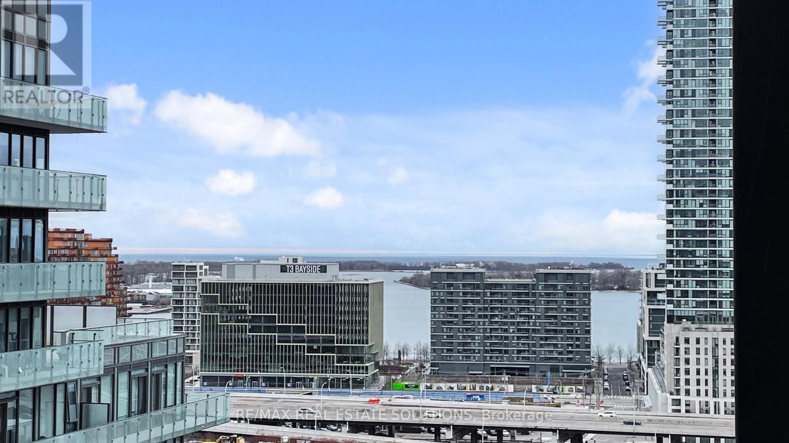 1740 - 135 Lower Sherbourne Street, Toronto, Ontario  M5A 1Y4 - Photo 18 - C12692052