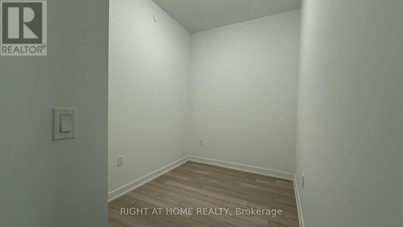 3307 - 634 Church Street, Toronto (Church-Yonge Corridor), Ontario  M4Y 2G3 - Photo 9 - C12858764