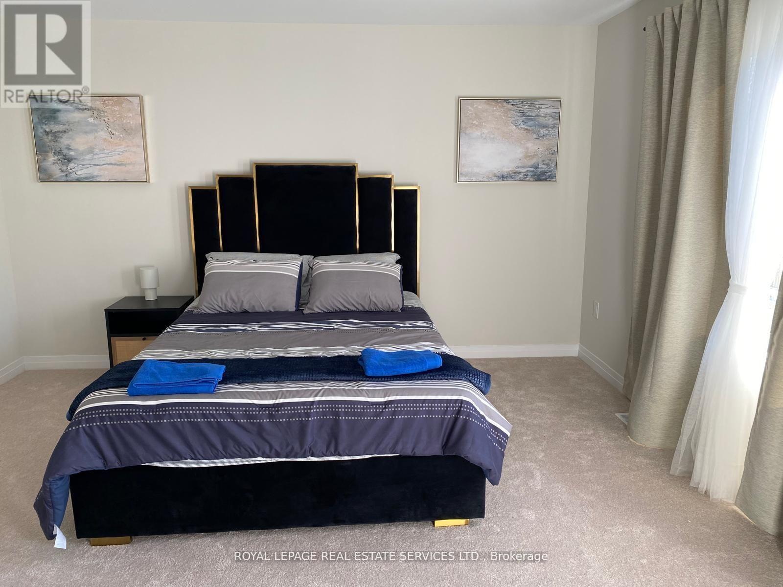 3034 Sandy Acres Avenue, Severn (West Shore), Ontario  L3V 8P8 - Photo 10 - S12875350